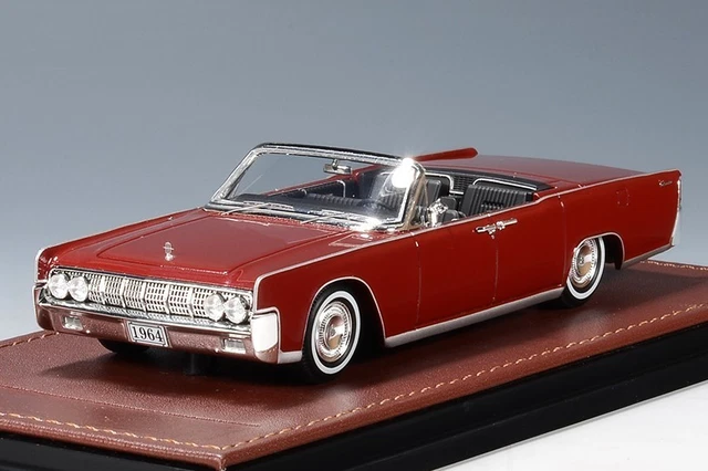 1/43 Stamp-models - Buick - Roadmaster Sedanette Coupe 1949 Stm493003 1/43 Stamp-models - Buick - Roadmaster Sedanette Coupe 1949 Stm493003