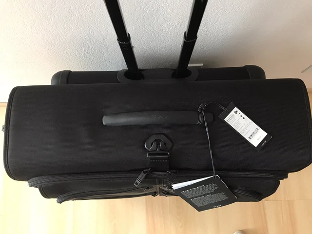 Tumi Wheeled Extended Trip Garment Bag – Alpha 2 - 022036D2  (NEW) With Hangers. 3