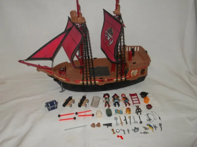 Playmobil Pirates - Huge Skull Pirate Ship with Accessories - set 70411 VGC