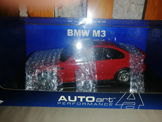 AUTOART 1/18 BMW (e46)M3 GTR 'Red Bull' #11 Interlagos 2005