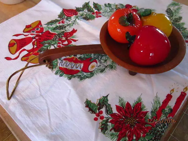 retro vintage MUNISING footed wooden bowl with handle,strap