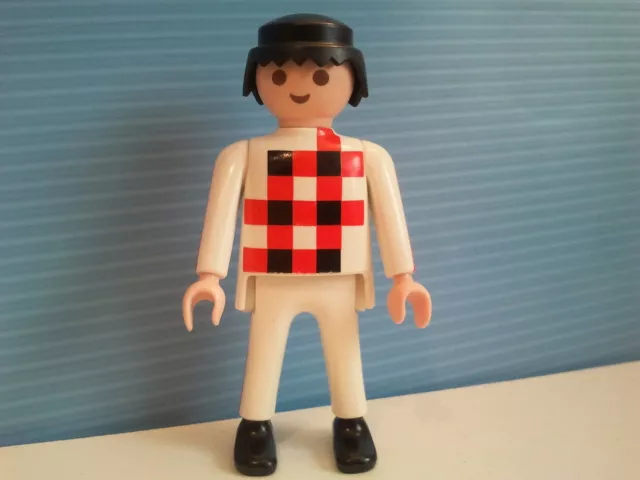 sympa personnage moderne  Playmobil ( ville , maison , famille) 0823