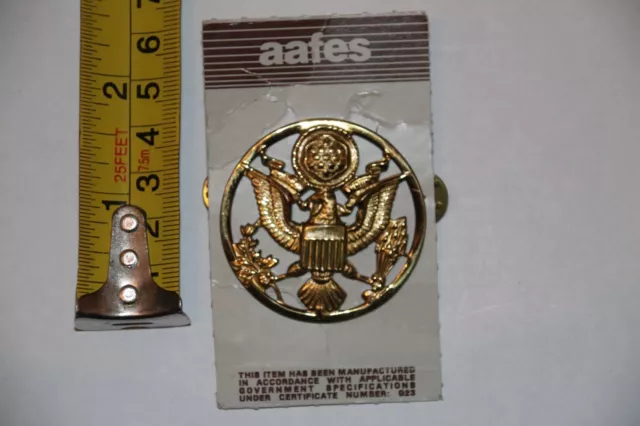 United States Us Female Enlisted Cap Badge 100% Original Vietnam Period