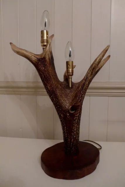 DEER STAG ANTLER CROWN TABLE LAMP HANDMADE HOME LOFT FARM ART 2x FLICKING BULB 3