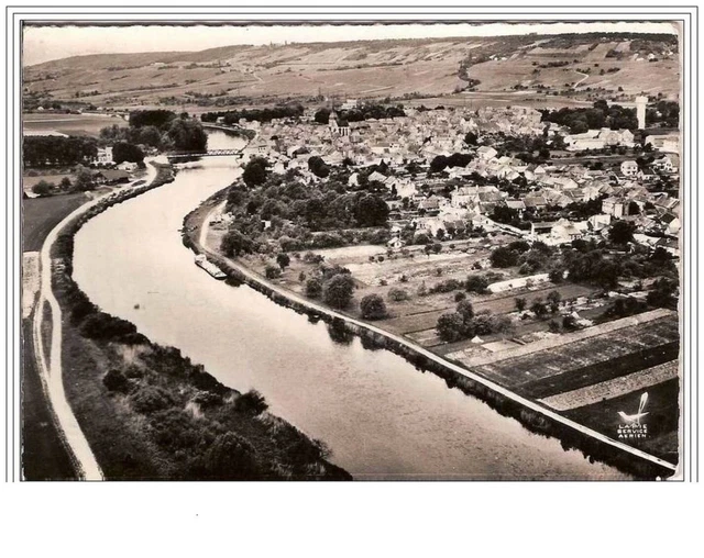 51.Damery.la Marne.en Avion Au Dessus De.....cpsm.