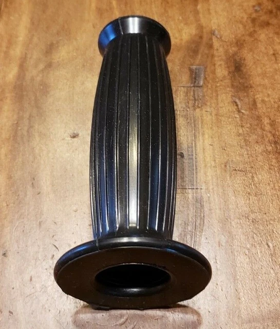 NEW Genuine Ground Hog T-4 Trencher 1" Handle Grip 610 OEM NEW Genuine Ground Hog T-4 Trencher 1" Handle Grip 610 OEM