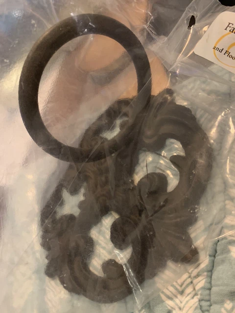 Drapery Tie-Back Gothic Cast Iron Halloween Deco Chain Holder New In Package