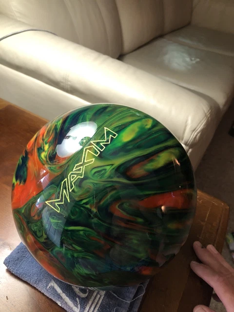 Bowling ball 15lb Ebonite Maxim Undrilled