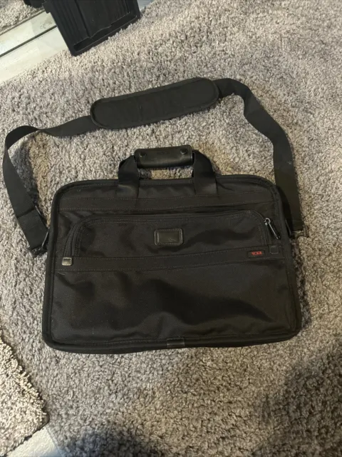 Tumi Alpha Series Slim Deluxe Portfolio Brief BLACK Laptop Briefcase Travel Bag