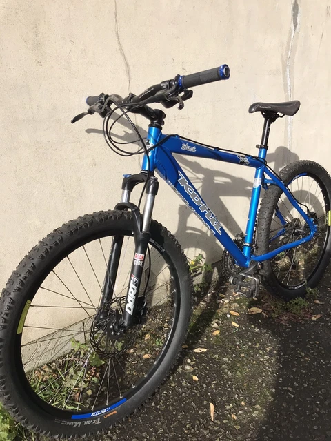 Kona hotsell blast blue