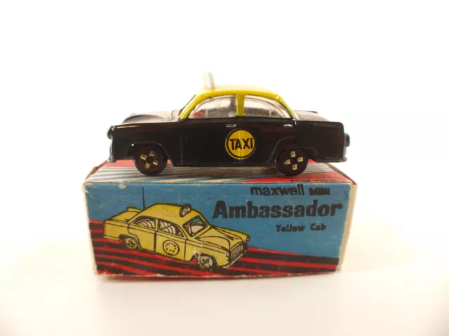 Maxwell Mini n°556 - Ambassador Yellow Cab - Taxi - 9 cm -en boite / boxed INDIA