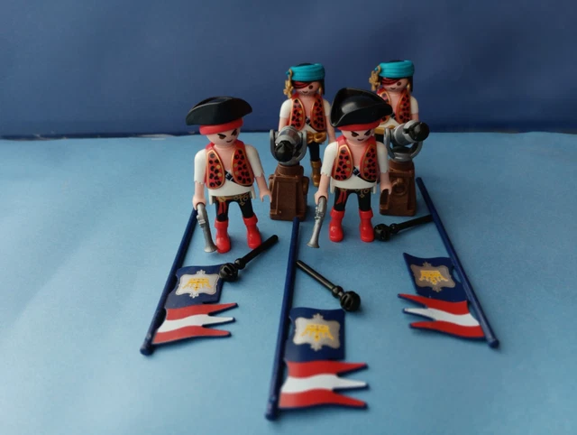 PLAYMOBIL Pirate - lot  de 4 figurines, 2 canonnières + 5 boulets, 3 drapeaux