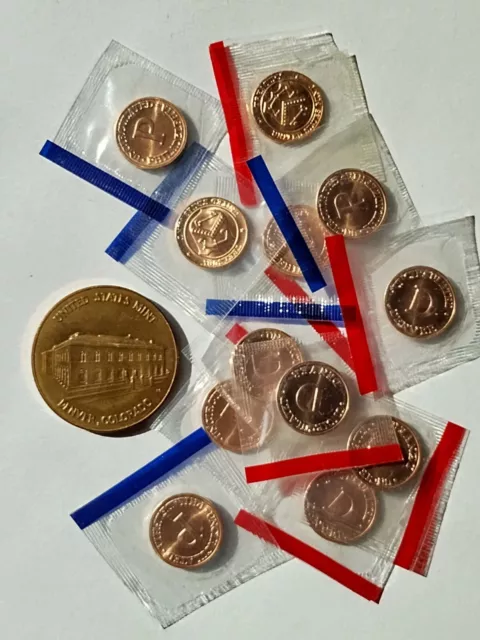 Lot Uncirculated "D" Denver & "P" Philadelphia Treasury U. S. Mint Coin Medals