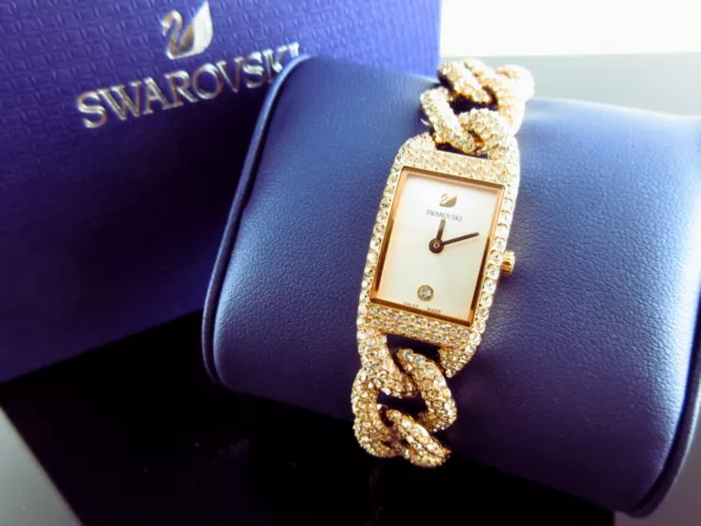 Swarovski Cocktail Uhr Voll-Pavé, Roséfarbenes Finish 5547614