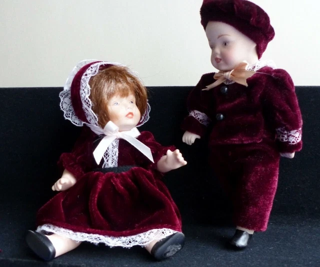 DEUX POUPÉES FÉES en porcelaine de 43 cm neuf EUR 25,00 - FR DEUX POUPÉES FÉES en porcelaine de 43 cm neuf EUR 25,00 - FR