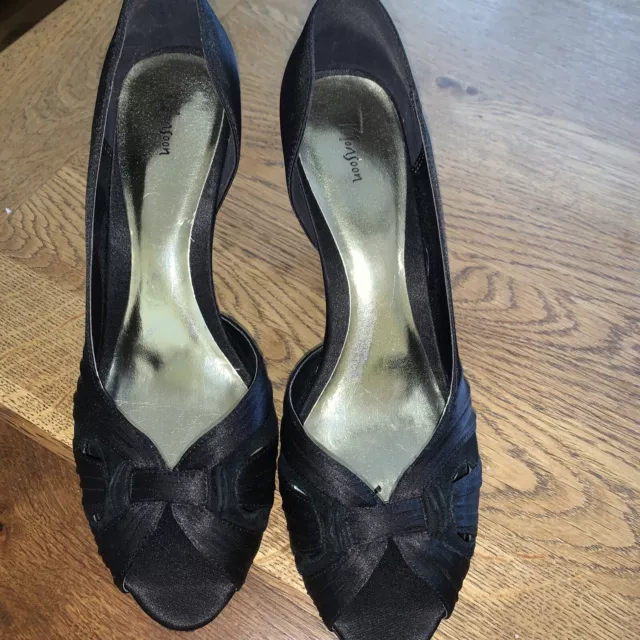 Monsoon Ladies Black Shoes size EU 41 UK 7 Satin Finish Peep Toe High Heels