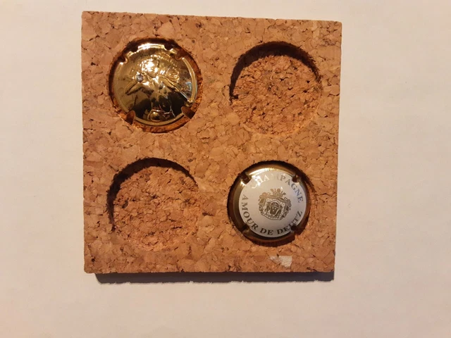 Lot De 2 Capsules De Champagne Amour De Deutz Dont 1999