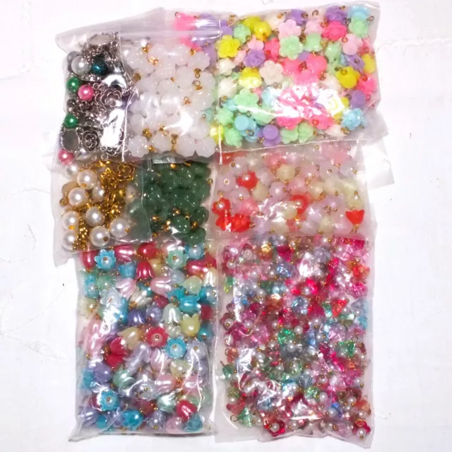 380g FLOWER charms, assorted sizes and styles. Pendants bulk job lot clearance