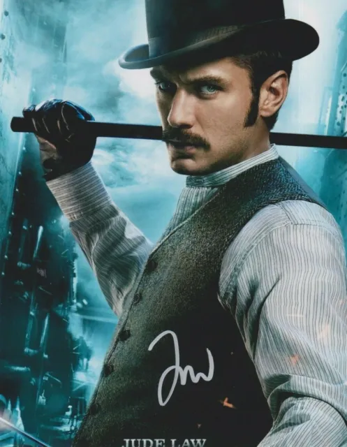 Jude Law   **HAND SIGNED**  10x8 photo  ~  Fantastic Beasts  ~  AUTOGRAPHED