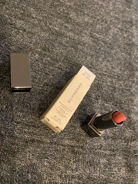 Burberry Kisses Lápiz Labial Hidratante N.05 Desnudo Rosa Nuevo 1g Mini