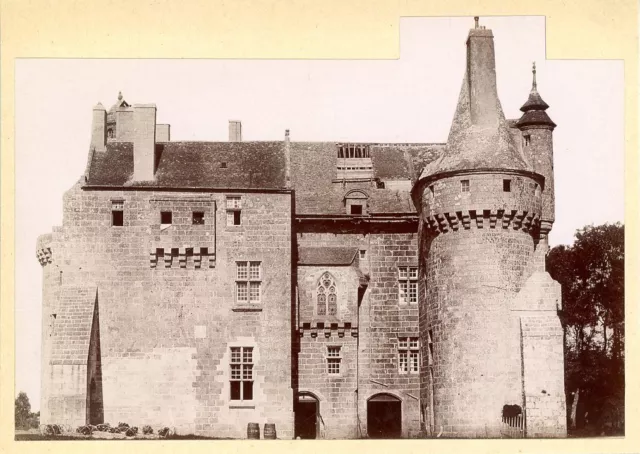 Morlaix. France, Château de Kérouzéré Vintage albumen print.  Tirage albuminé