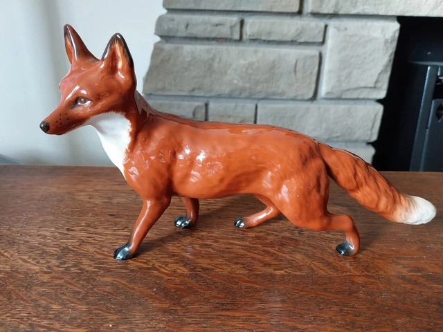 Large Beswick Fox Standing -model Number 1016A in excellent condition