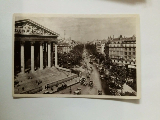 Cpa Paris En Flanant La Madeleine Et Les Grands Boulevards