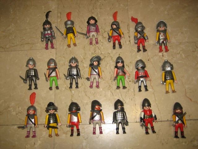 LOT PLAYMOBIL Moyen Âge 9 chevaliers épées boucliers haches hallebardes