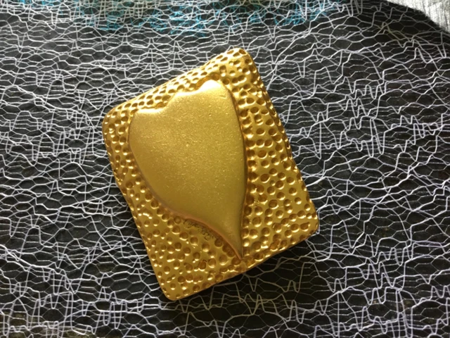 Broche Zoé Coste France - L'écureuil Et Sa Pierre Verte, Années 90, Très Bon état