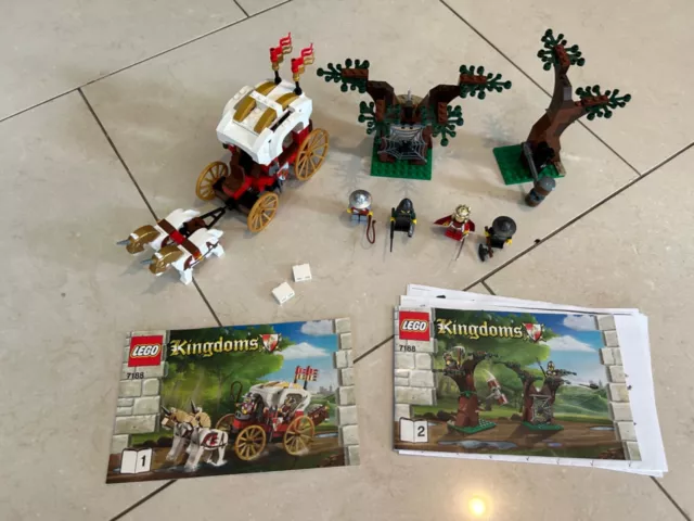 LEGO Castle (Kingdoms) 7188: King’s Carriage Ambush - 100% Complete, 2011