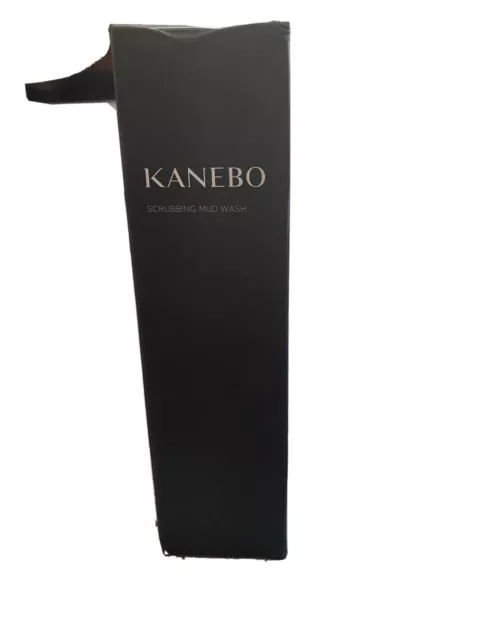 Kanebo lavado de barro