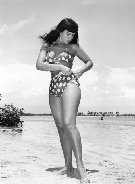 Bettie Page 11x17 Glossy Photo Poster