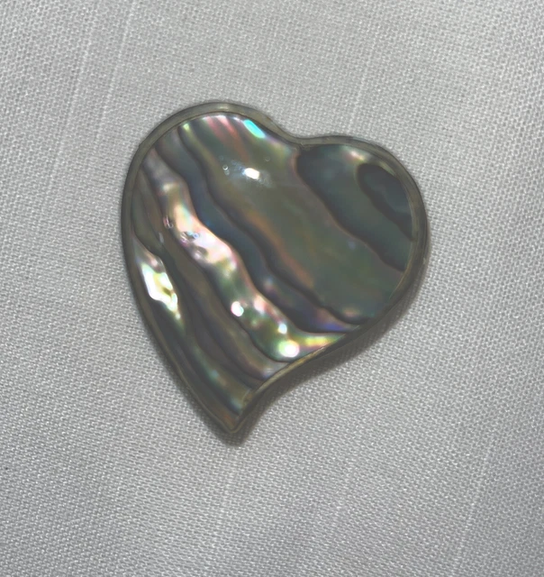 Vintage Abalone Shell Alpaca Mexico Heart Pill Trinket Box 1.5" x .5"