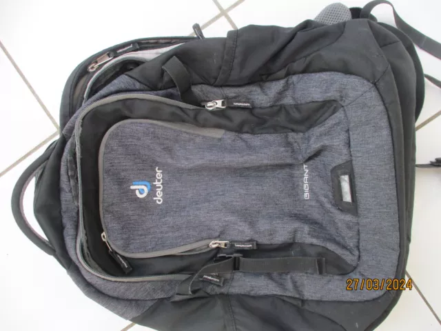 Deuter-Rucksack "Gigant", schwarz/dunkelgrau