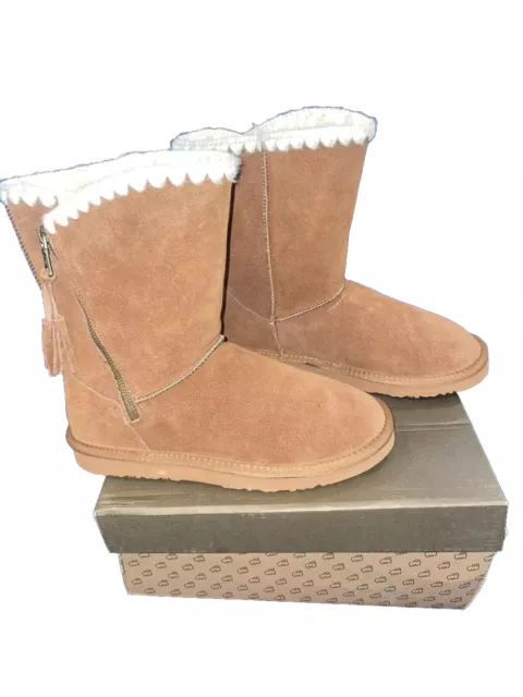 LAMO Luna Water Resistant Suede Short Boots Chestnut Women’s 9 NWOT with box