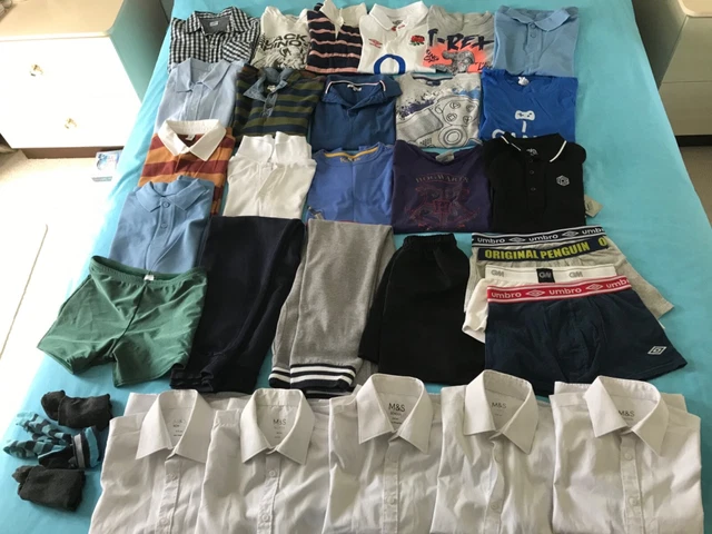 Large bundle of boys clothes. Age 8-11. Various brands.