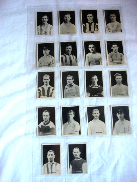 D. C. Tompson Trade Card Set - Famous British Footballers  1923 - 18 Card Set.