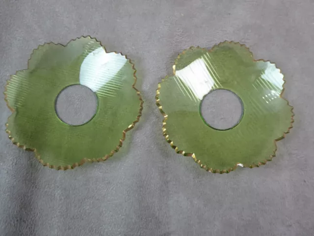 Deux belles BOBECHES, anciennes, en verre teinté vert.