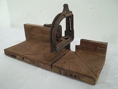 Vintage Antique Stanley Miter Box Model 115 Mitre Box Tool Woodworking