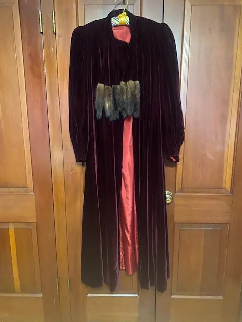 Vtg Deep Maroon Velvet Opera Coat w/ Mink Tales