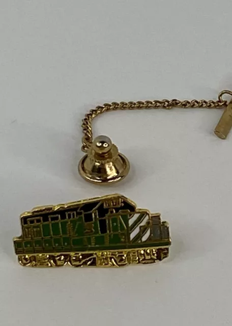 Burlington Northern Railroad 1617 Diesel Locomotive Train Hat Pin / Tie Tack