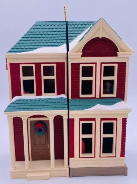 2014 Victorian Dollhouse Hallmark Ornament Member Exclusive Nostalgic Houses