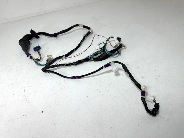 2002 2003 Lexus Es300 Right Front Door Wire Harness 82151-3T140