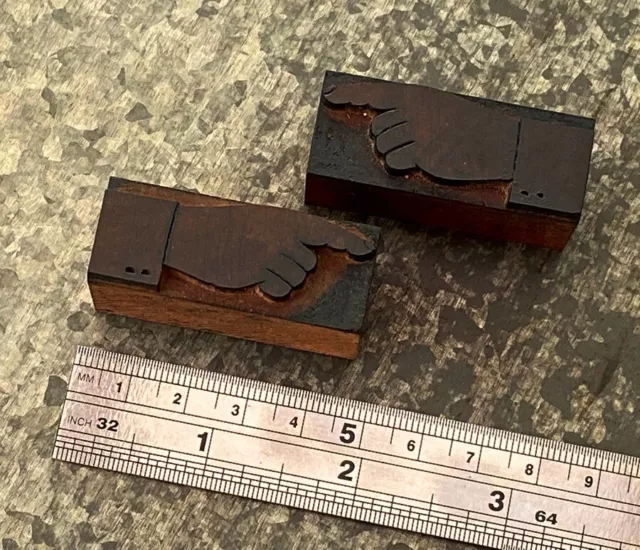 2x POINTING HAND letterpress wooden printing block wood printer type finger old