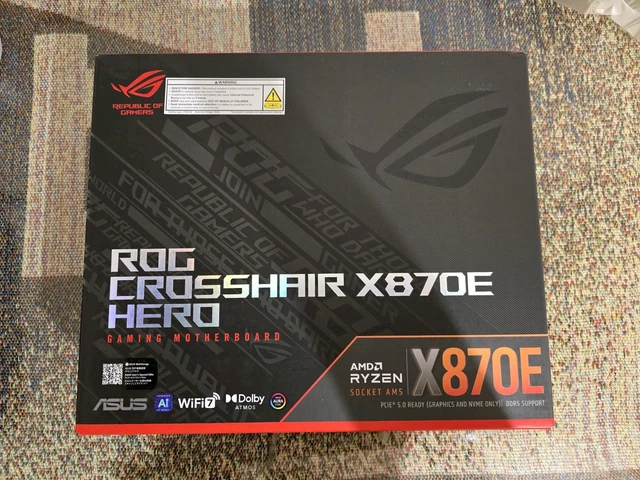 Scheda Madre ASUS ROG CROSSHAIR X870E HERO, AMD X870E, Socket AM5, ATX, Nuova Sigillata