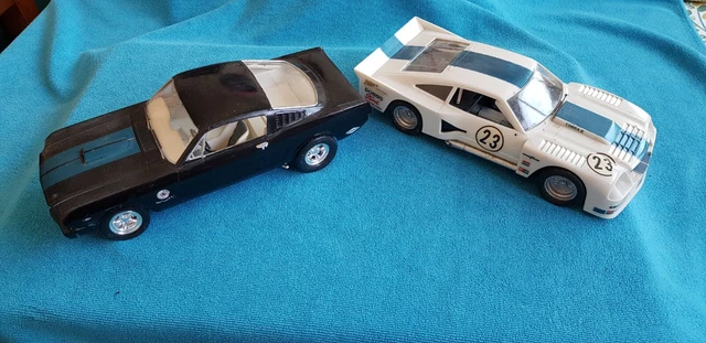 Ford Mustang Maquette Plastique  Au 1/24 Pour Restauration Ou Pieces Voir Photos