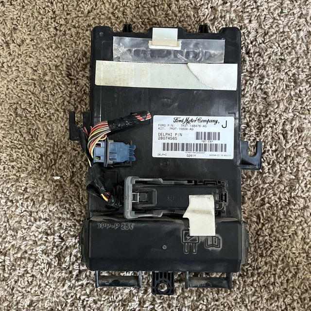 FORD MUSTANG OEM Front Body Control Module Bcm Sam Fuse Box Fuses Block