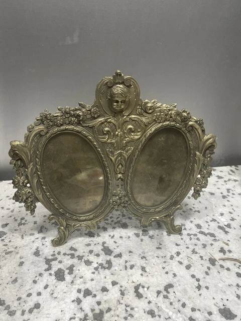 CADRE PHOTO XIXÈME style Louis XVI en laiton doré EUR 5,00 - FR