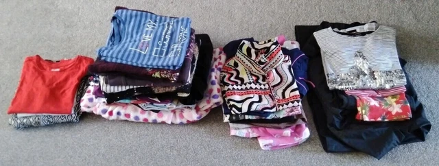 Large bundle of girls clothes, age 9, 9-10,10, 10-11,Collection Sudbury, Suffolk