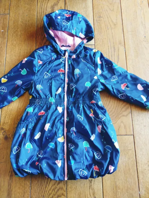 ⭐BNWOT. Fabulous Little Girl Lightweight Rain Jacket Coat, M&S, 3-4Yr, Umbrellas